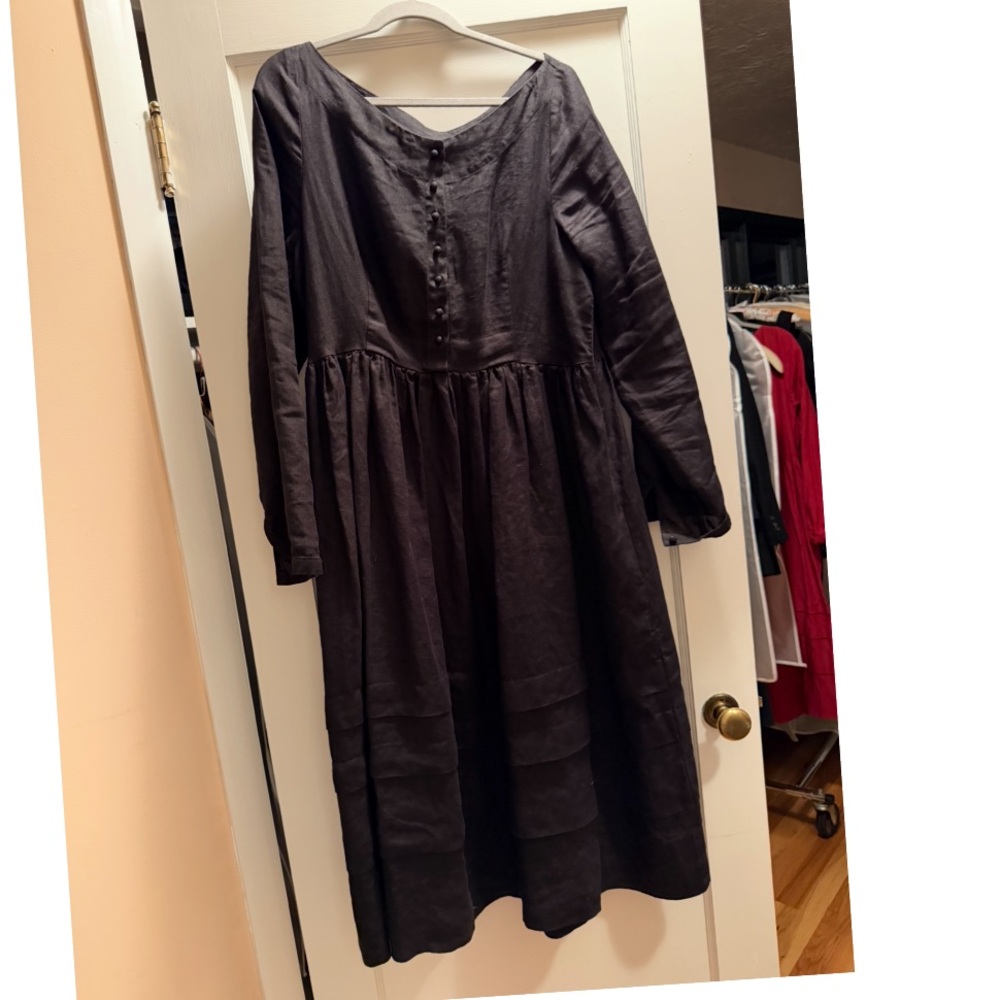 Son de Flor Black Linen Long-Sleeve Dress